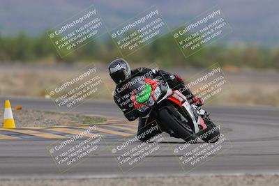 media/Sep-10-2023-SoCal Trackdays (Sun) [[6b4faecef6]]/Turn 14 (820am)/